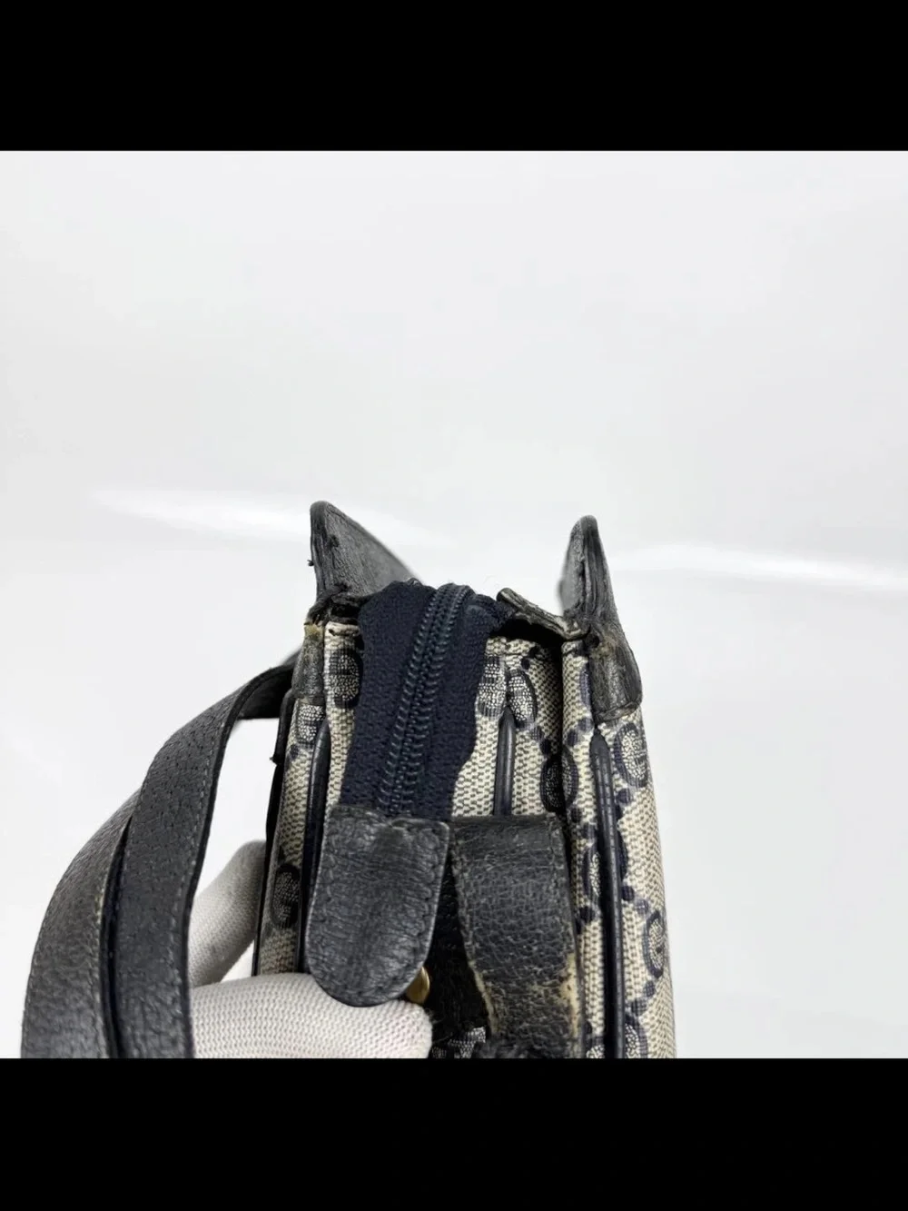 Gucci Beige GG Canvas Crossbody with Navy & Red Stripe